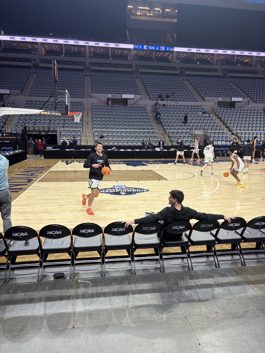 YCPMBasketball's tweet photo. Tip off for the NABC D3 All Star Game is just minutes away!

Link to the live stream ⬇️ 

https://t.co/Tcc6pMUYn9

#LetsGoYork https://t.co/61YhjETkt5