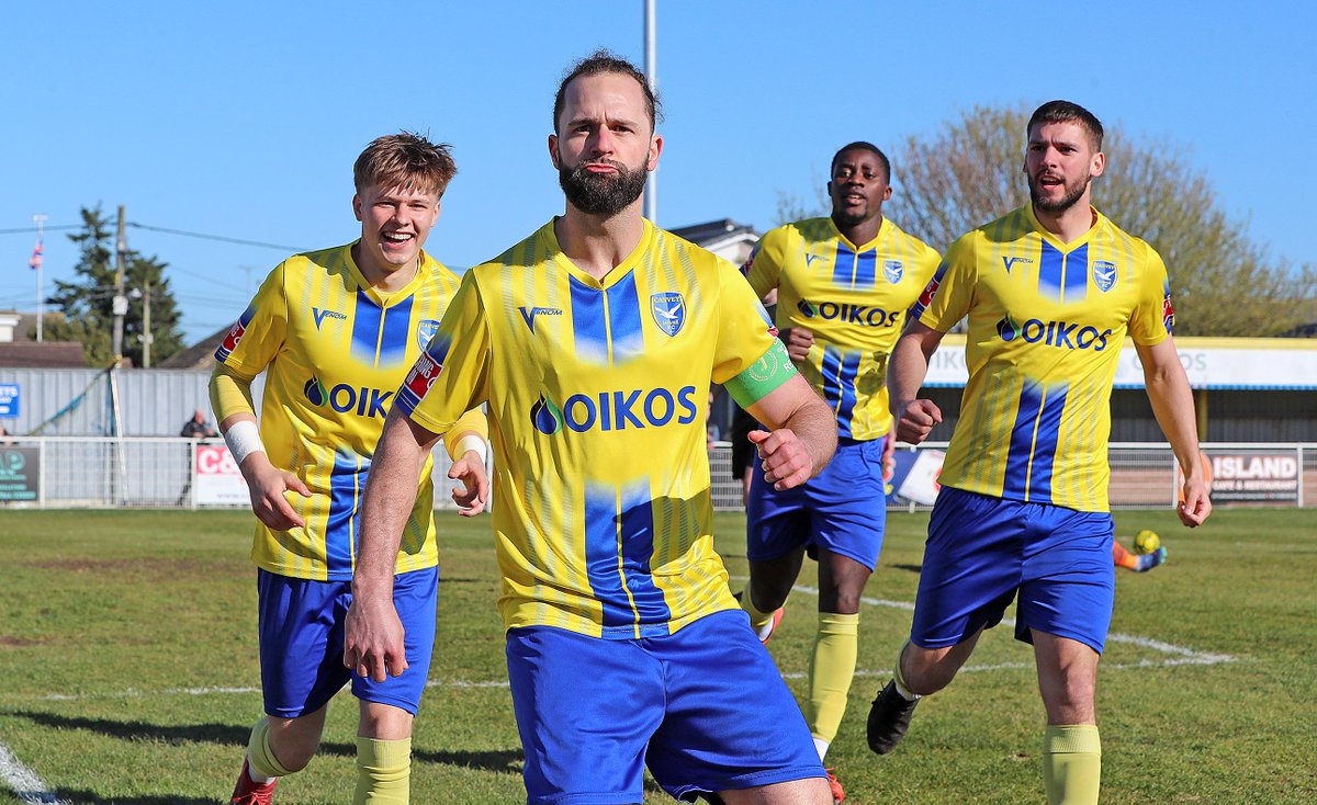 NickyHayesPhotos tweet media