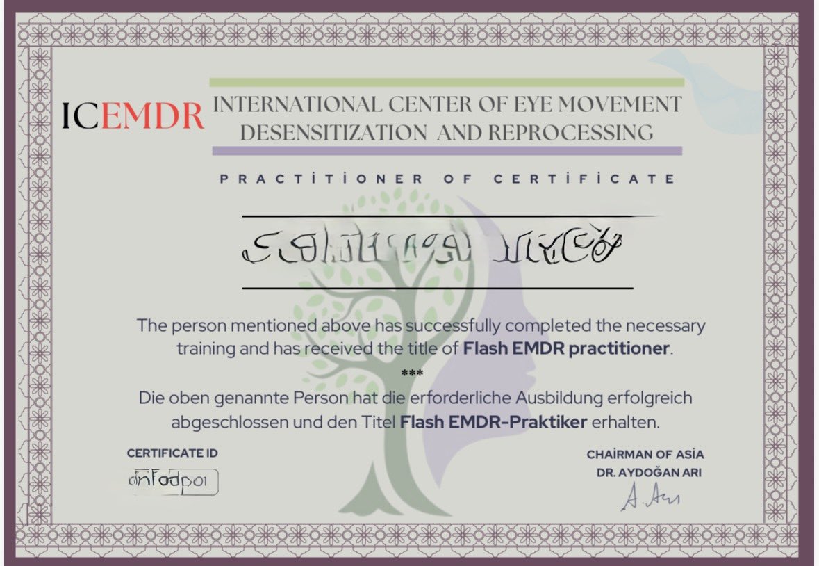 EMDR Eğitimi sonrasında sertifika sürecimiz devam ederken, yeni eğitim programlarımız için de hazırlıklar başladı.

Şema Terapi ⏳

Çocuk Resimleri Analizi ⏳

Oyun Temelli Öğretim ⏳

Eğitim Gücü Sen olarak, üyelerimizin mesleki ve kişisel gelişimlerini desteklemeyi önceliğimiz