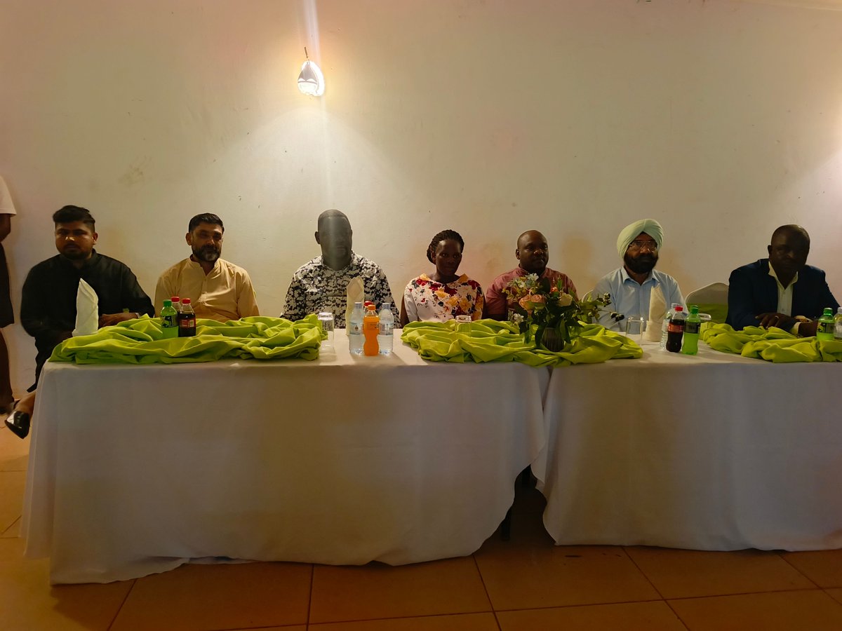 UNITY FM 97.7  LIRA tweet media