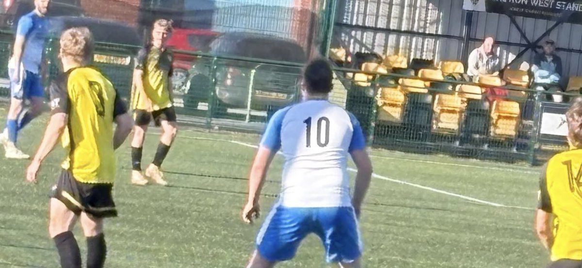 Raymond40689274's tweet photo. Another 2 goals for Bobby turner after his goal against Dedham last week today in a very good 3-1 win against top of the league Great Bentley! #rightfootleftfoot #goals #still16 @AFCPegasusCol #3in2 #borderprem https://t.co/lMHX8uCVZh