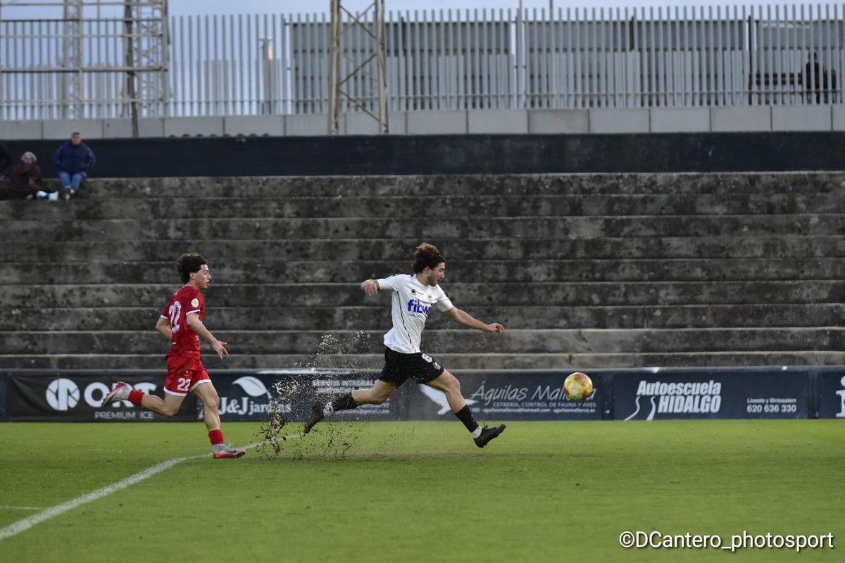 CE Constància tweet media