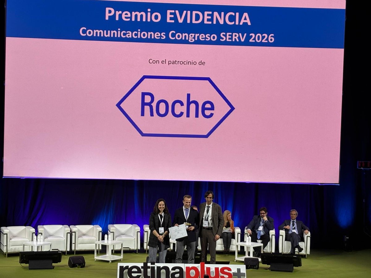 IdoatePastor's tweet photo. Muy agradecido por recibir el Premio #EVIDENCIA en #SERV2026.
Lo primero, gracias a nuestro equipo de investigación, a la SERV, y a Roche por este premio.
Es un impulso para seguir acercando la investigación traslacional al impacto clínico real en nuestros pacientes. https://t.co/FS0lO3OP3y