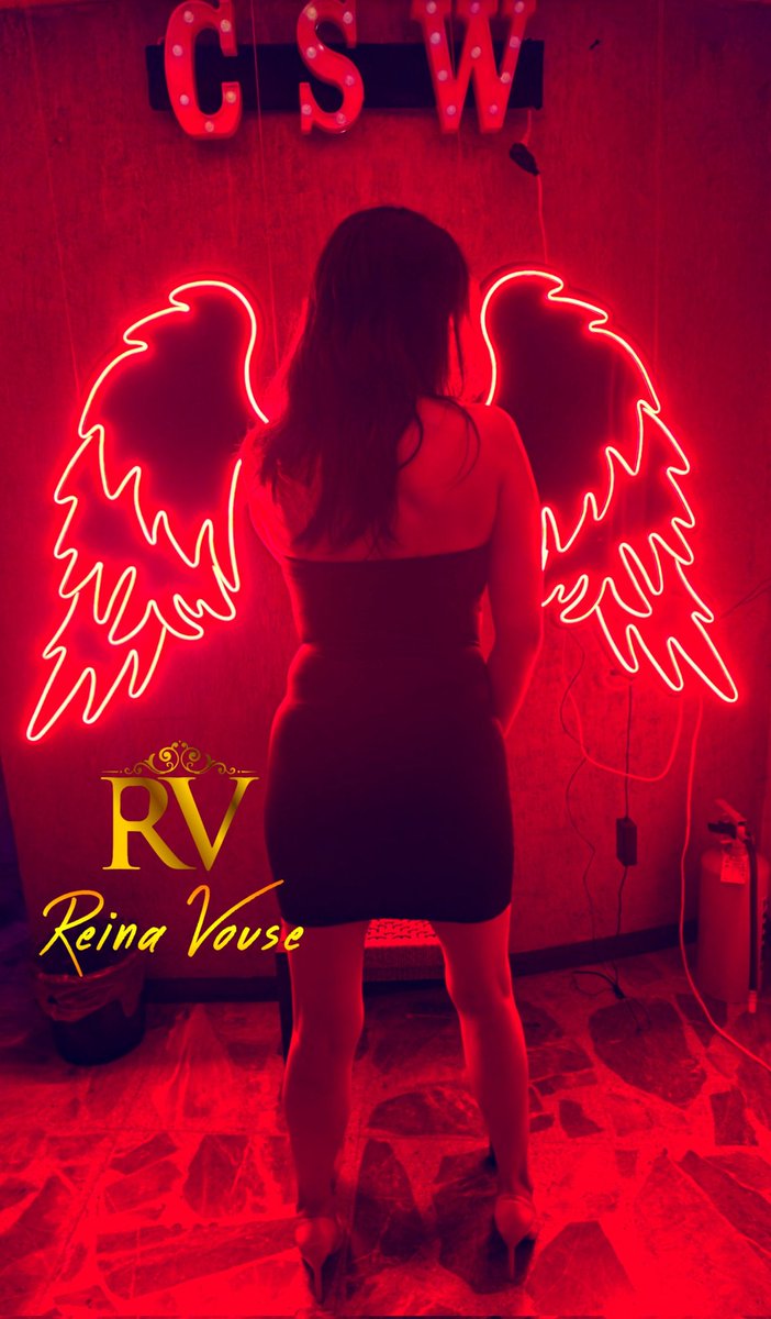 𝓡𝓮𝓲𝓷𝓪 𝓥𝓸𝓾𝓼𝓮 tweet media