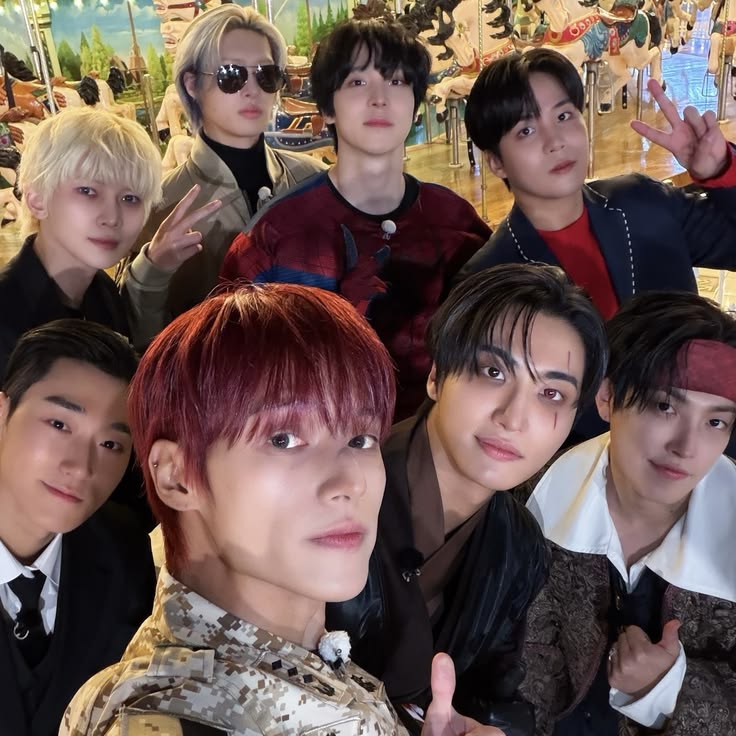 -𖦹 𝙆𝘼𝙍𝙇𝘼¹⁴²⁴🦖𔘓 tweet media