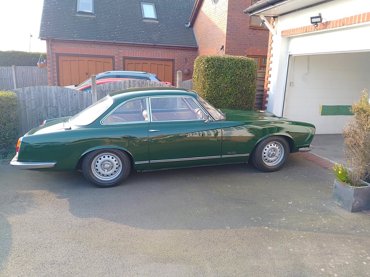 PirateArchitect's tweet image. Got the GK1 out for an airing, still got water leak, misfire and now appear to have no brakes!!! I think it needs to visit the doctors for some specialist attention #gordonkeeble @GraysonPaceGP59 @BowaterNigel , any thoughts on brakes not building pressure in the pedal? Vacuum?