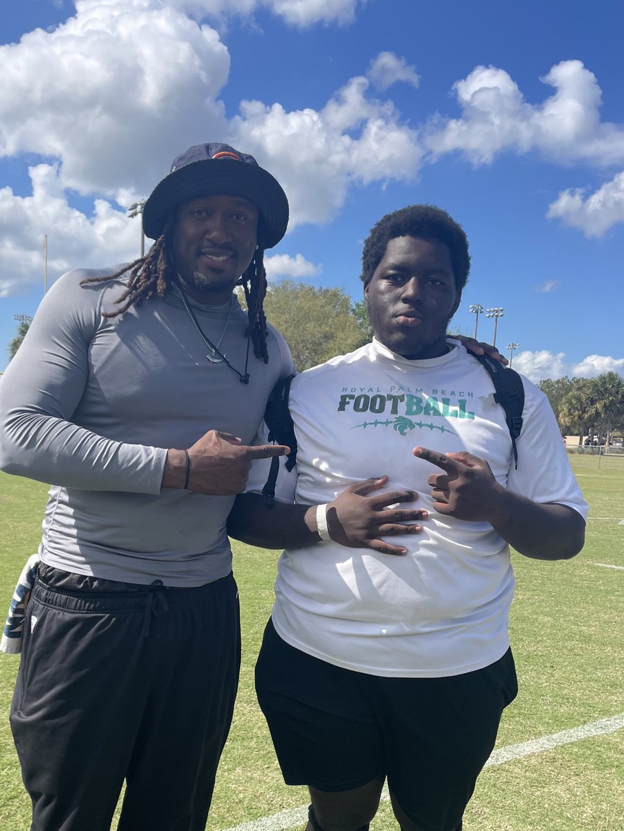 Alex Dubois tweet media