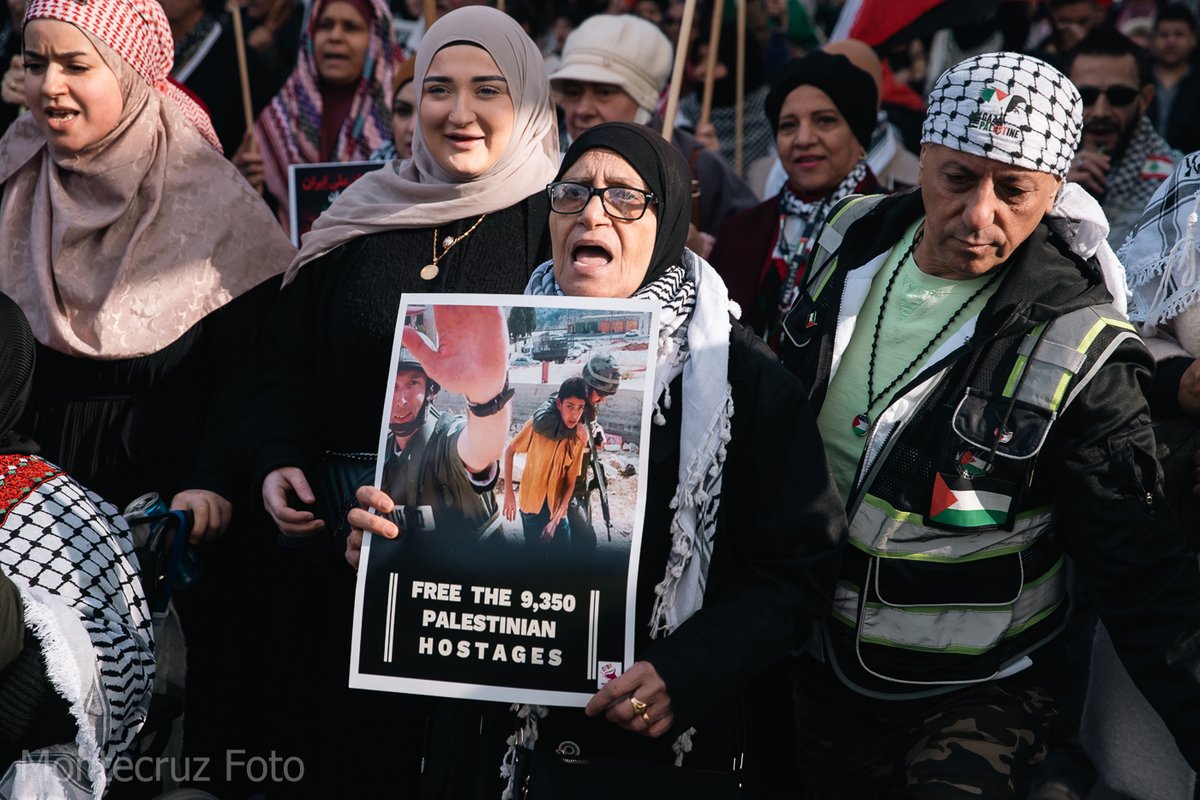 Montecruzfoto's tweet photo. 21.03.2026 Berlin. March in solidarity with Palestine today in Kreuzberg
#b2103 #berlinprotests #freepalestine https://t.co/EAAtKf6856