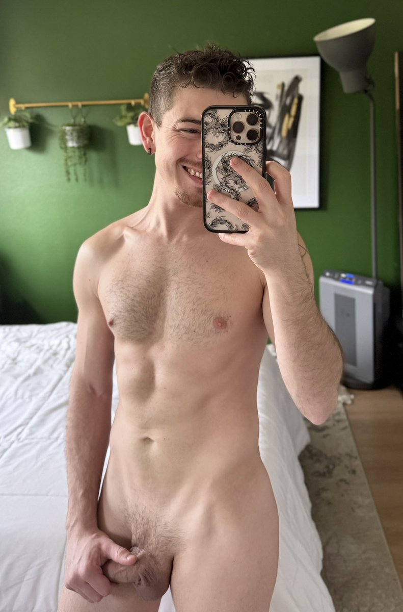 Aydenbangz's tweet photo. I’m feeling a bit spicy today 🥵😘

#NSFW #Gay #Sexysaturday https://t.co/Bpyx26O3es
