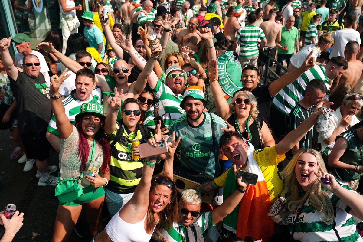 𝚁𝚎𝚋𝚎𝚕𝚁𝚘𝚌𝚔 tweet media