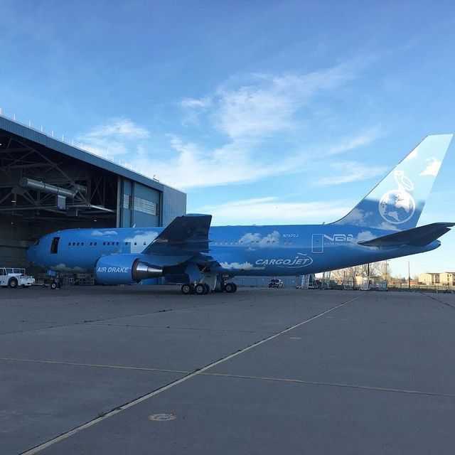 AJ WHITE tweet media