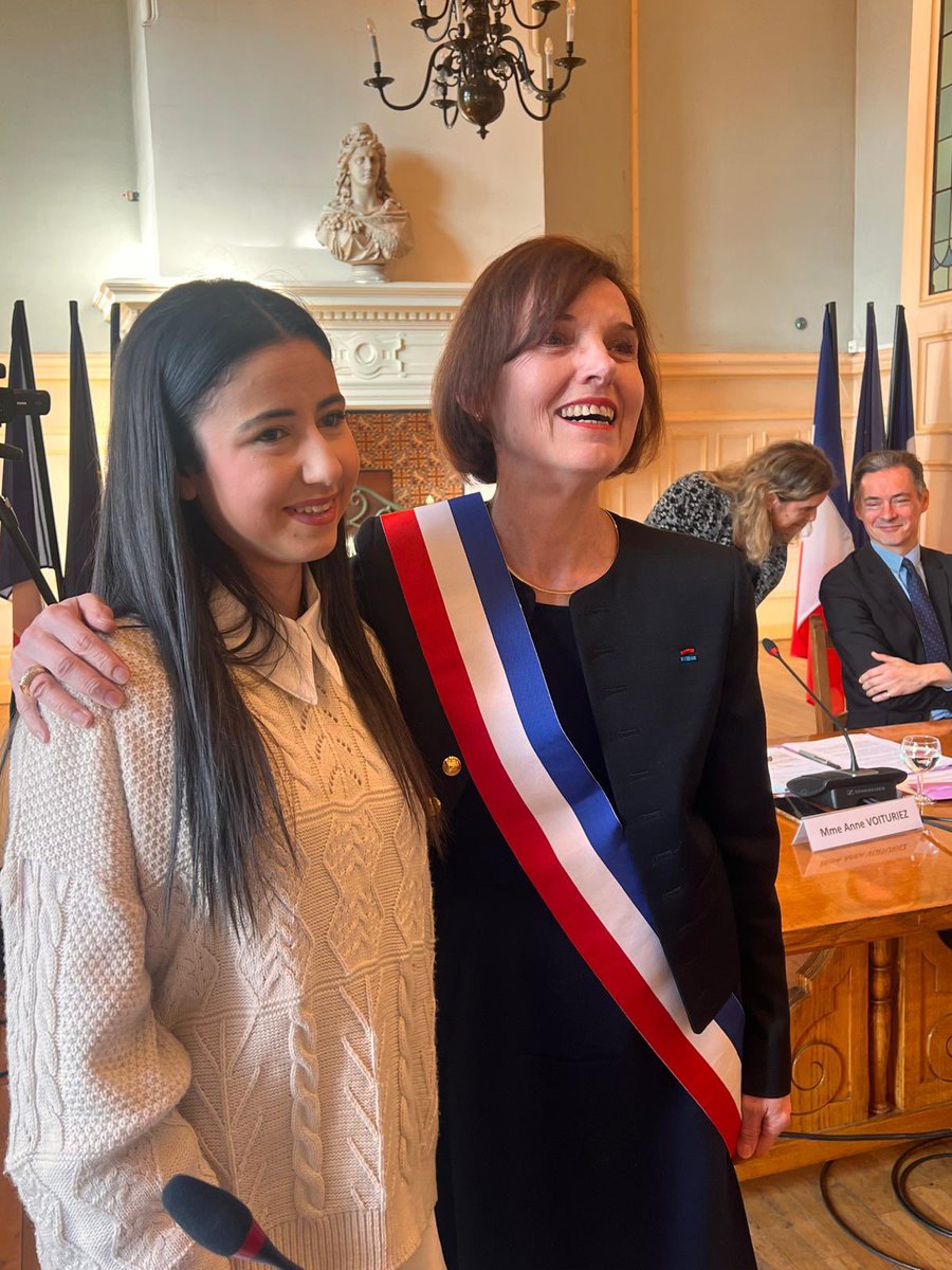 AnneVoituriez's tweet photo. Merci aux Loossoises et aux Loossois pour leur confiance renouvelée dès le premier tour.
Je serai, plus que jamais, le maire de tous, au service d’une ville unie, durable et tournée vers l’avenir. https://t.co/lac9yLbRrZ