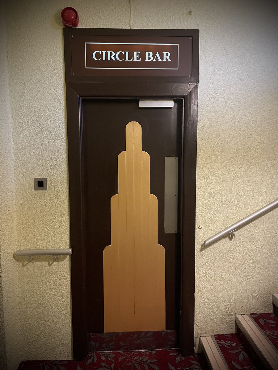 Miles Hunt tweet media