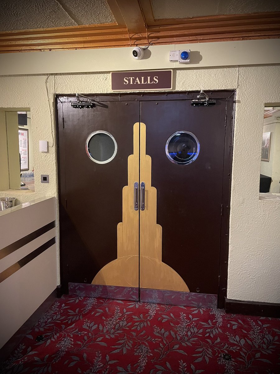 Miles Hunt tweet media