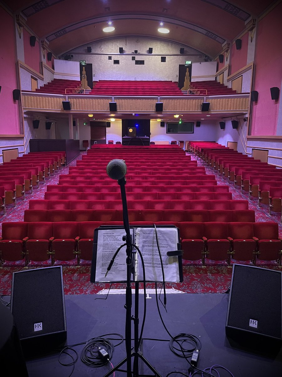 Miles Hunt tweet media