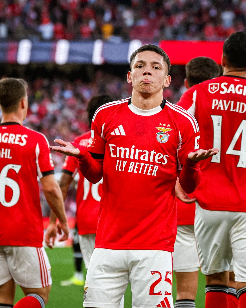 SL Benfica tweet media