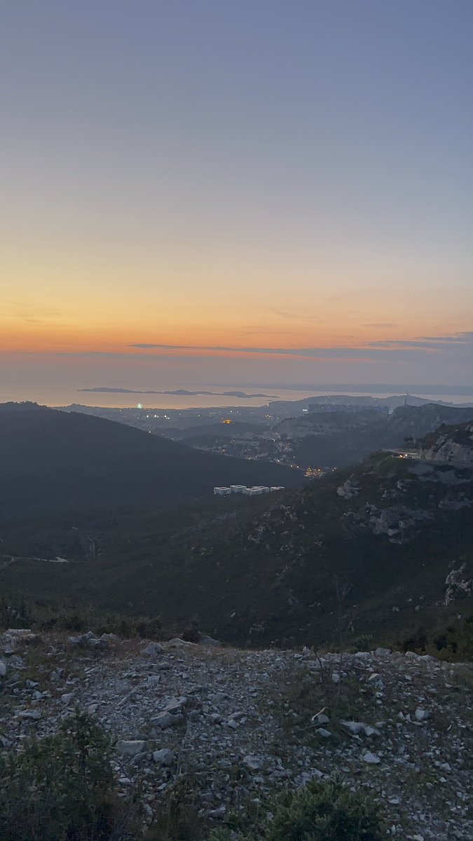 tito maleka 📿 tweet media