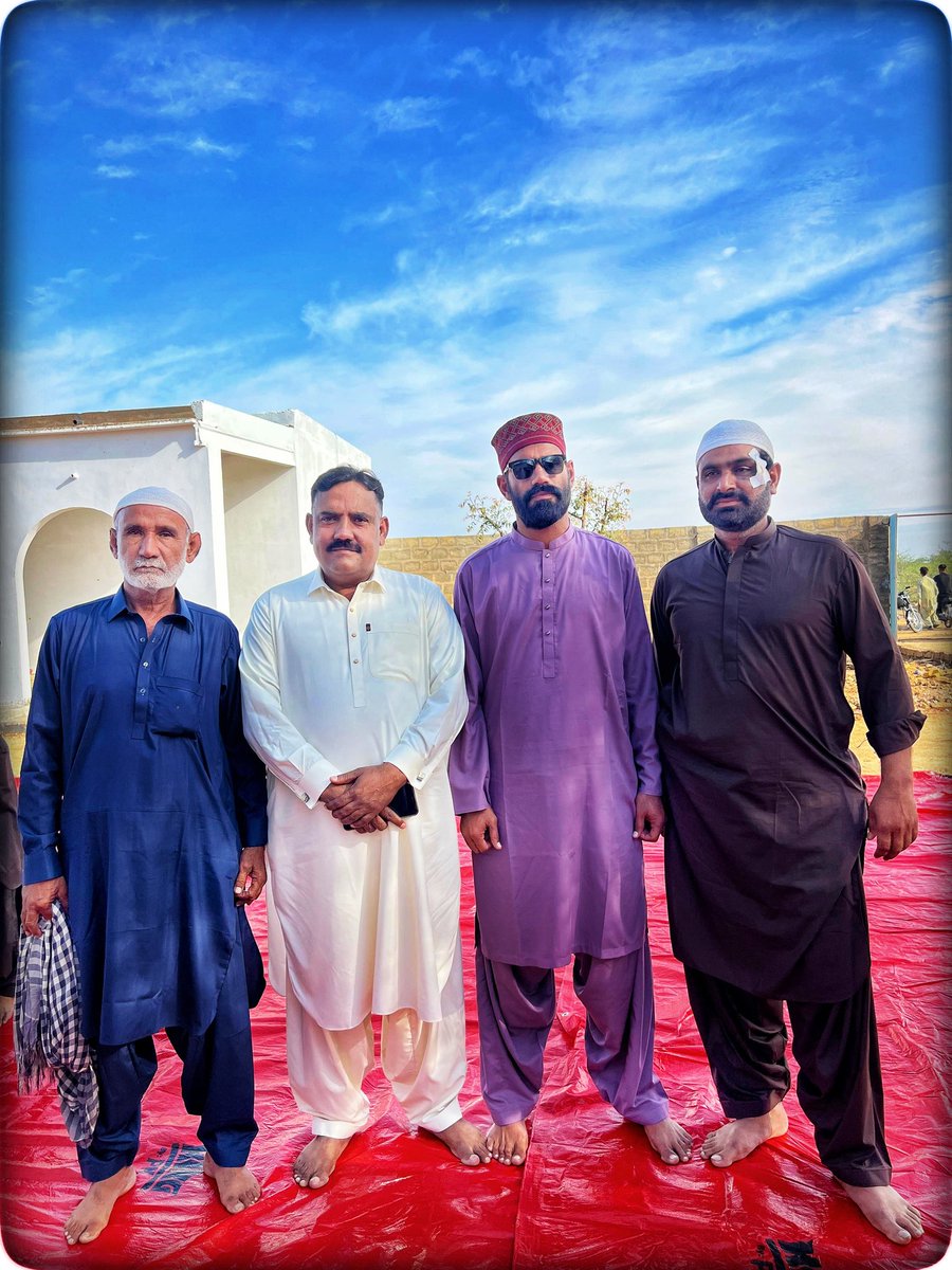 Happy #EidMubarak 
سڀني سڄڻن کي عيد مبارڪون!