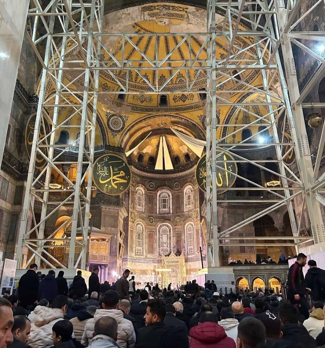 Greek City Times tweet media