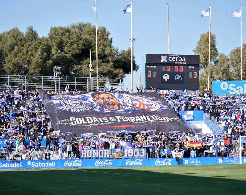 Cat_grada tweet media