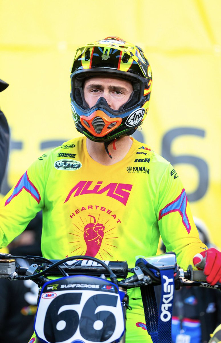 TEAM SOLITAIRE tweet media