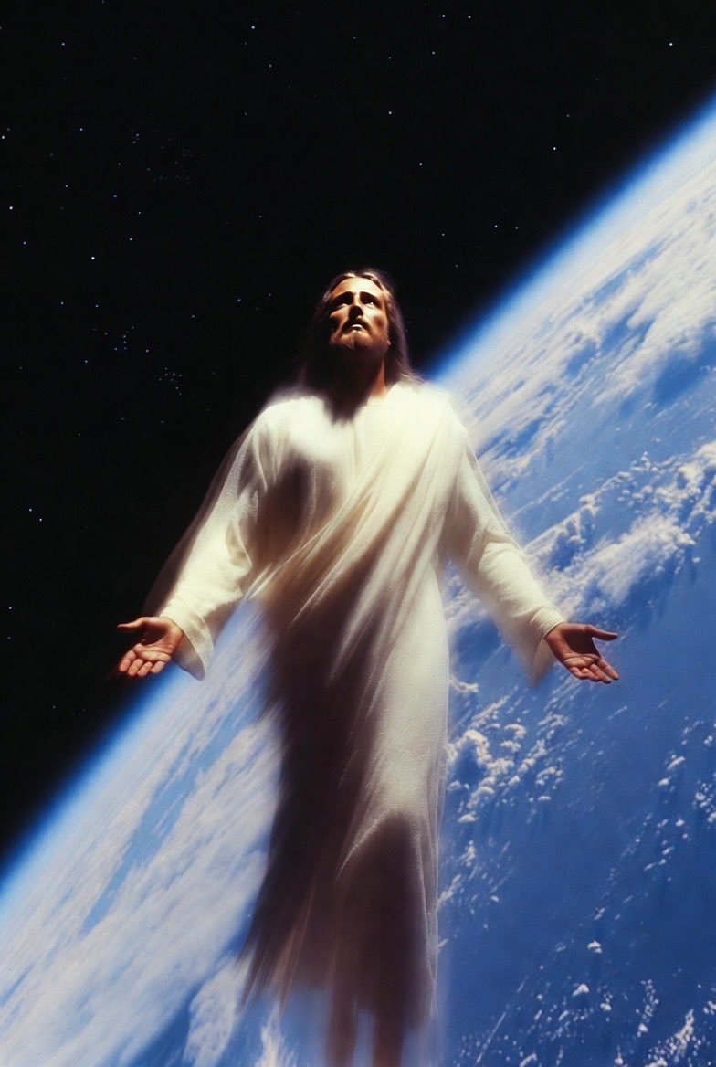 JESUS IS KING tweet media