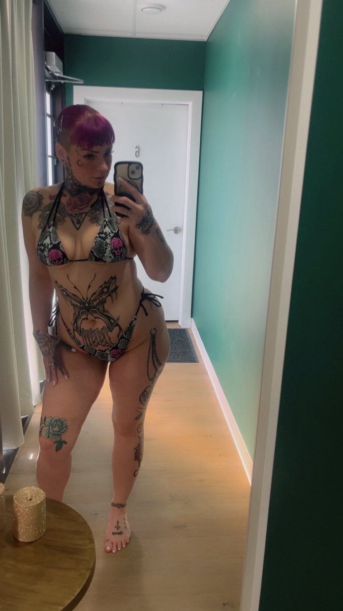 Raven Rose tweet media