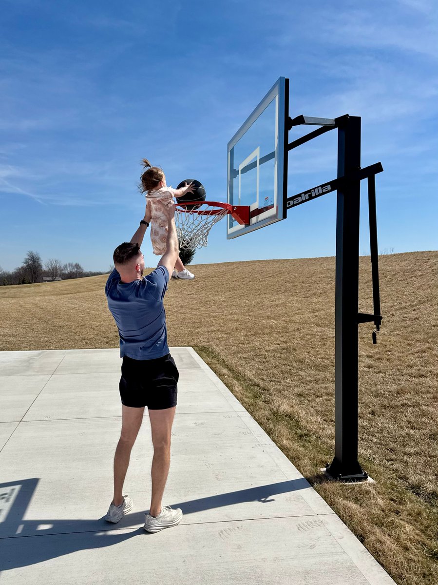 Lee Robinson tweet media