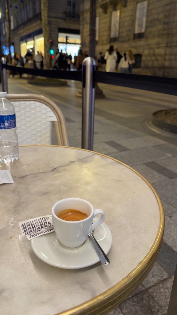 هذال tweet media