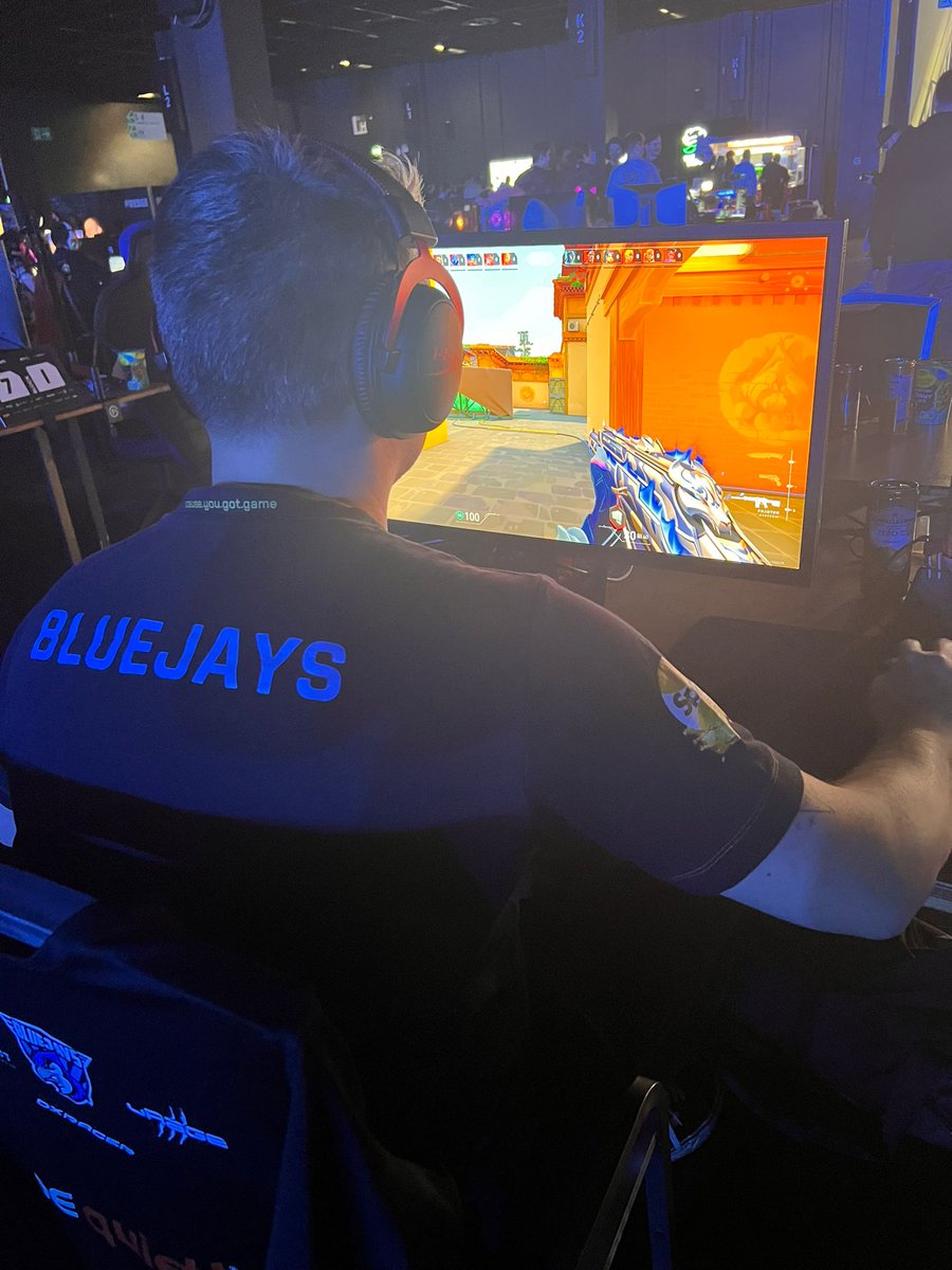 BLUEJAYS_Sports's tweet photo. Next @gamescomlan match incoming. 🐦🔥
Our Valorant squad is about to face #Arise in a few minutes.
Tune in and support the team:
📺 https://t.co/qu1f9wPUjc
#BLUEJAYS #VALORANT #uRAGE #eWear https://t.co/x8DvpfUwLM