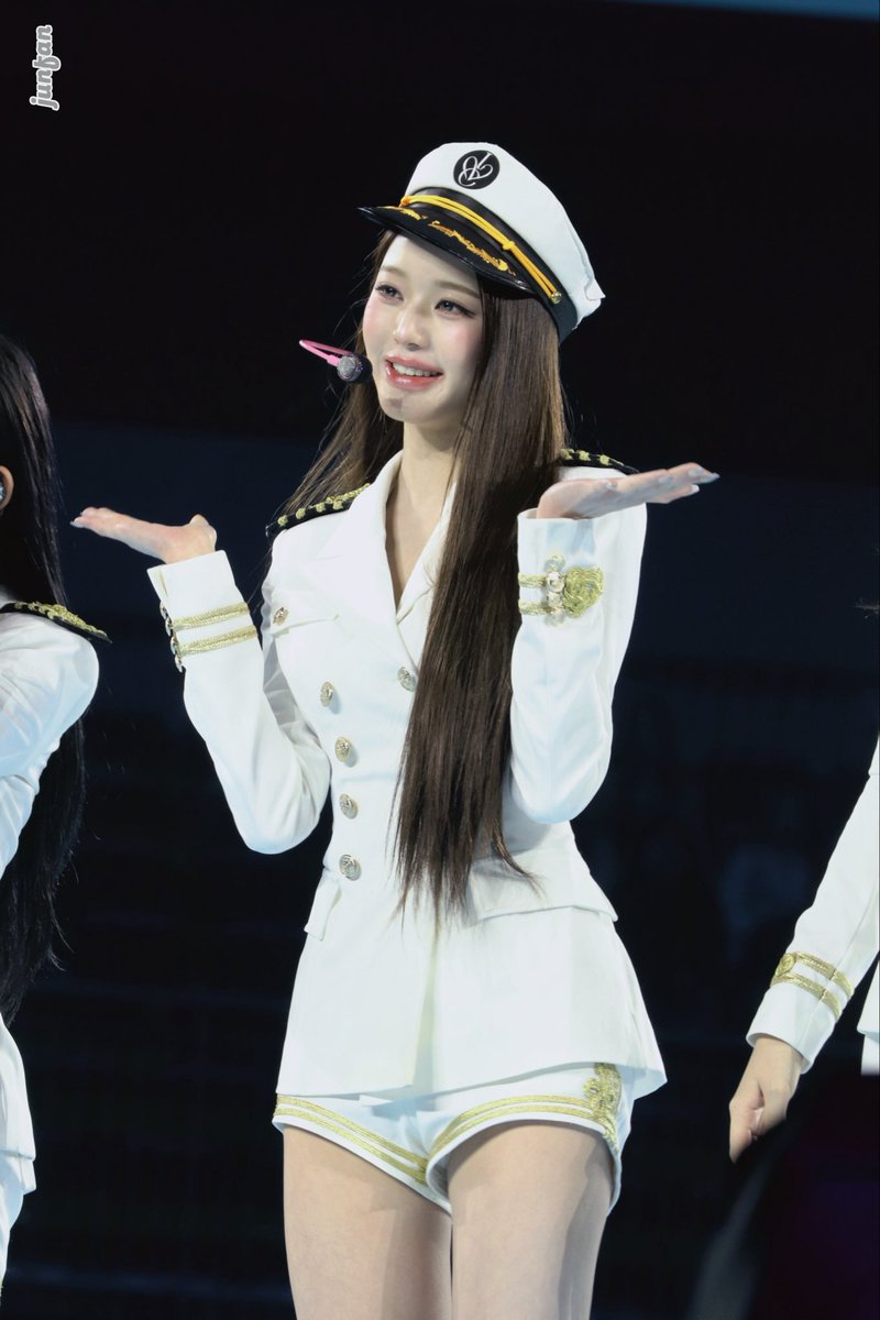 An Apple tweet media