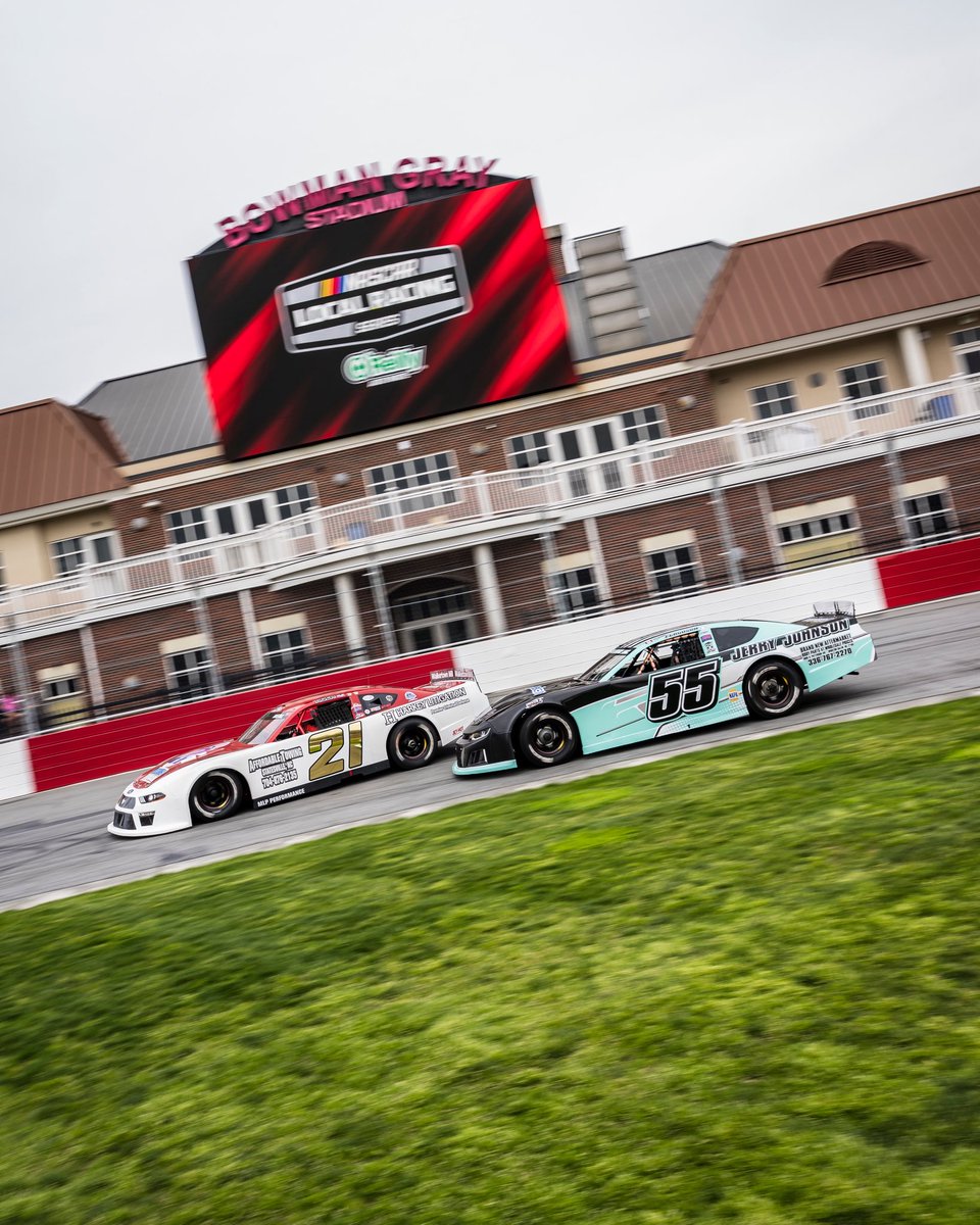 Bowman Gray Stadium tweet media