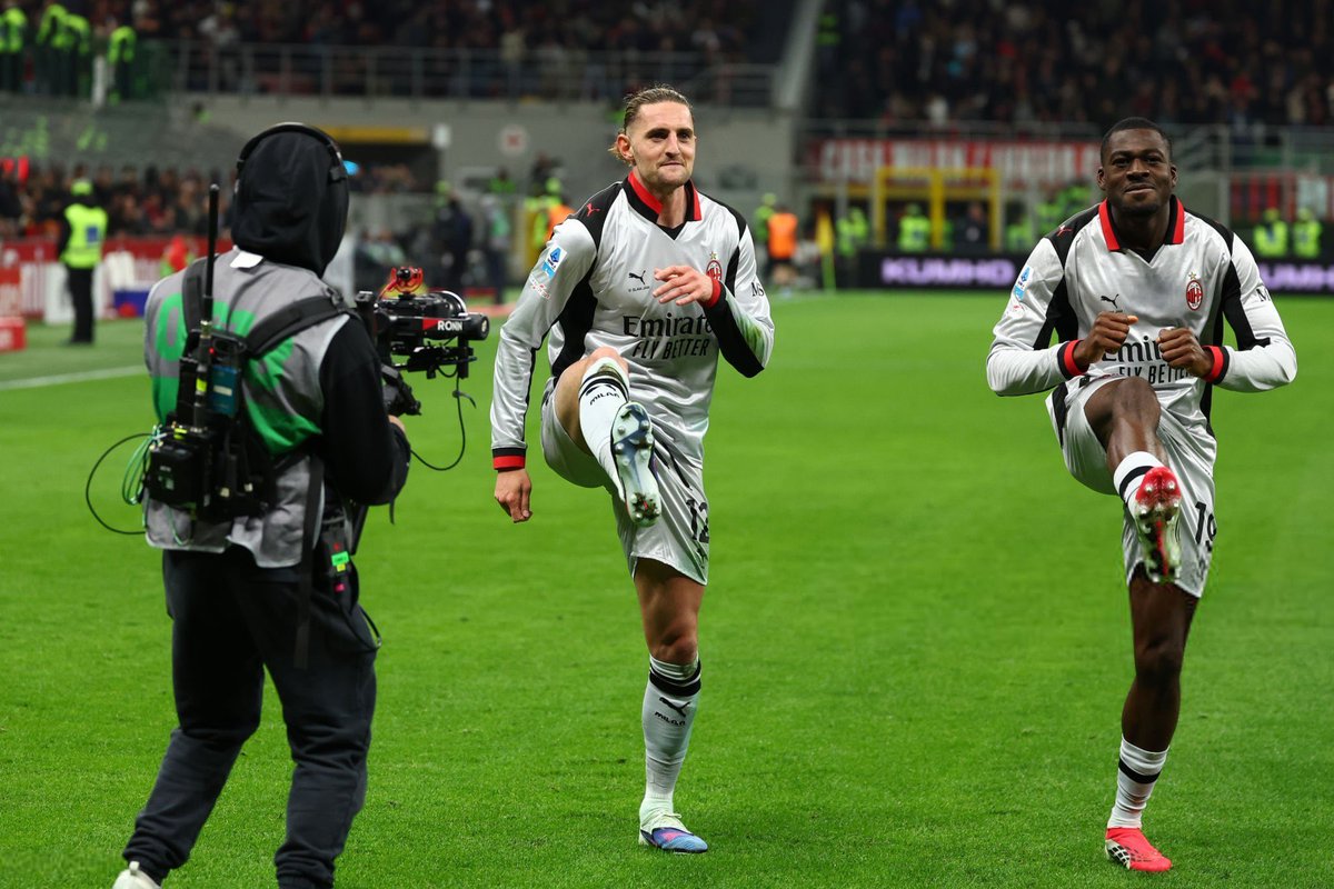 MILANEIAH 92 tweet media