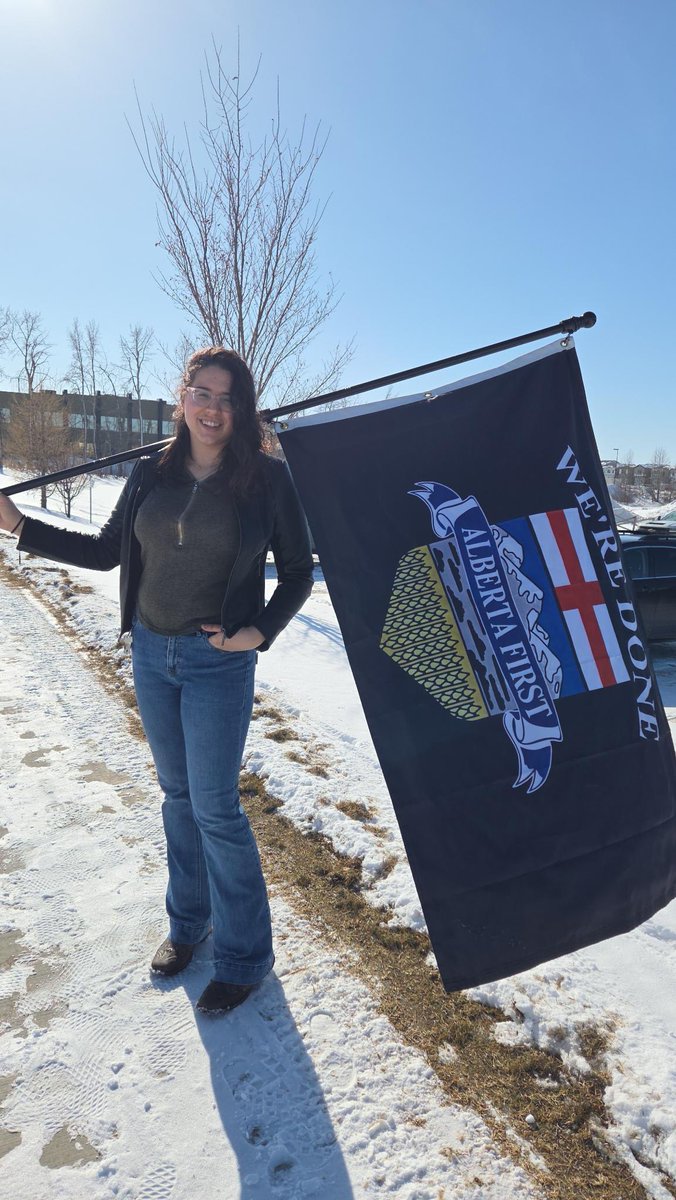 Jennifer D tweet media