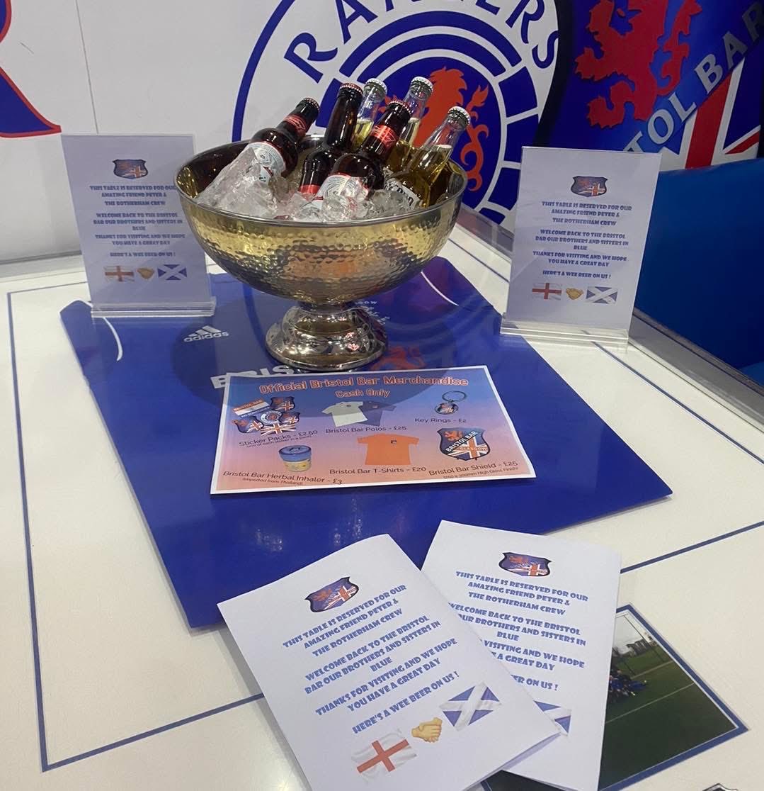 The_Bristol_Bar's tweet image. Our new and good friends from Rotherham are back again today …… 

Thanks so much for joining us again today.

Peter and the team you guys are amazing, have a lovely day and thanks for spending it with us. 

🇬🇧 Rule Britannia 🇬🇧 

#rulebritannia #watp #rotherhamteam