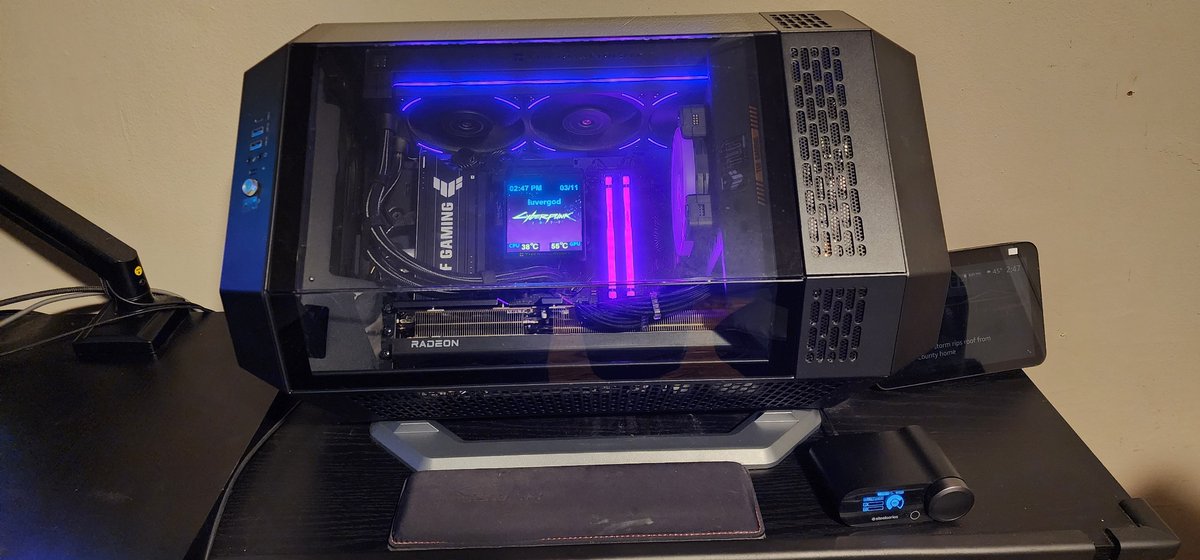 luvergod tweet media