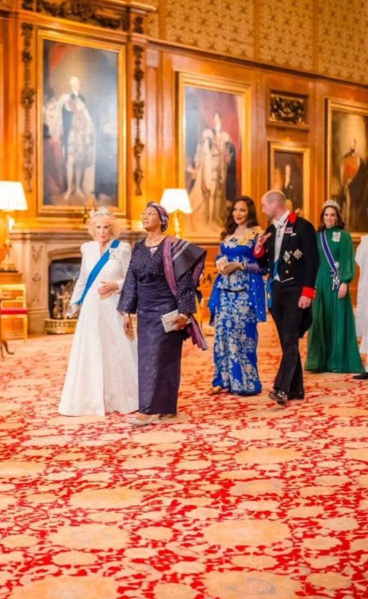 RespectAloysius's tweet photo. Tinubu’s wife stepping into that royal edifice like 👀🔥wow! 
"we are playing in Nigeria"

The elegance. The history. The power in that room.
And then it hits you... 
This is what global presence looks like. https://t.co/VNsE9iRqHP