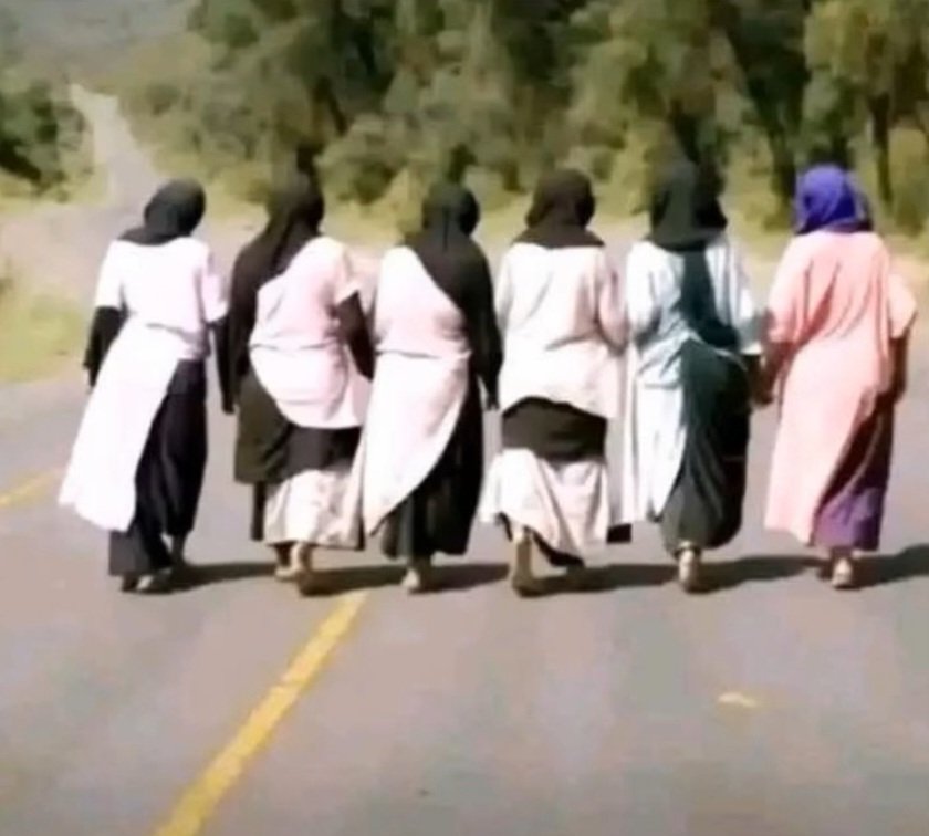 Jewel 🌗 tweet media