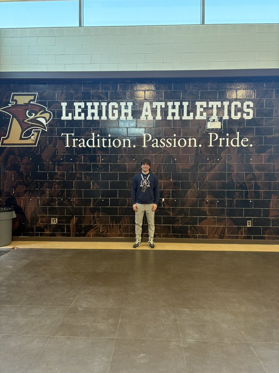 MoserLandon5's tweet photo. Thanks @LehighFootball for the invite to today’s junior day! It was great to see the energy in practice and tour Leigh!
 @CoachBozym @LU_CoachMac @CoachBotts57 @LU_CoachMac @coach_wwright @CoachRichNagy https://t.co/wR2rHGxLON