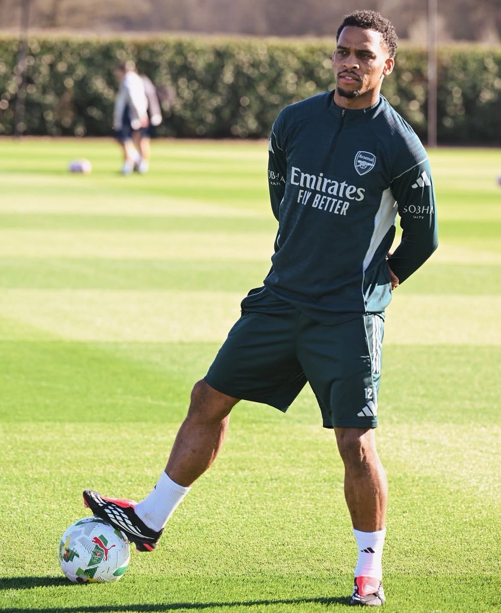 DailyAFC tweet media