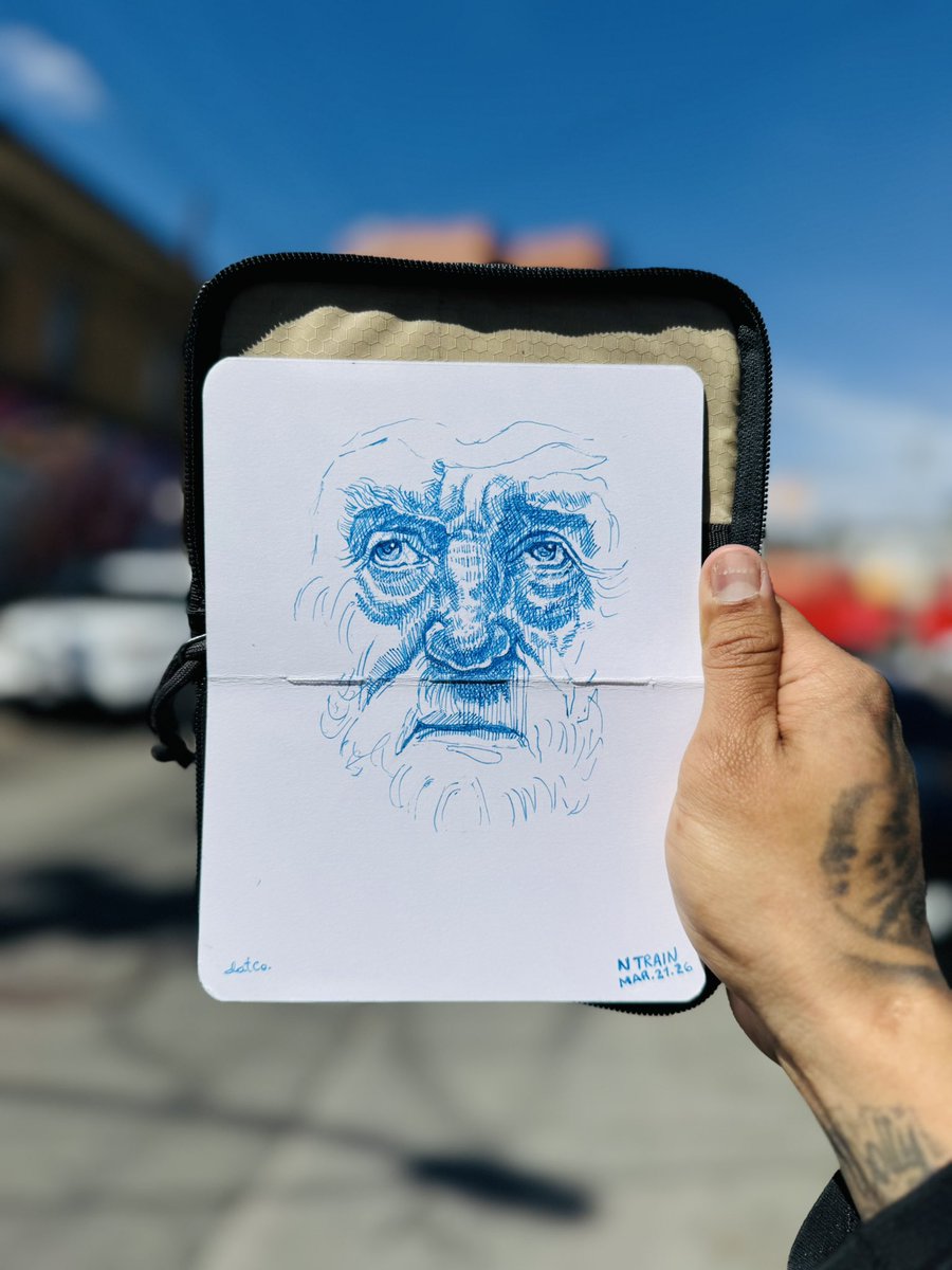 datCo✏️ tweet media
