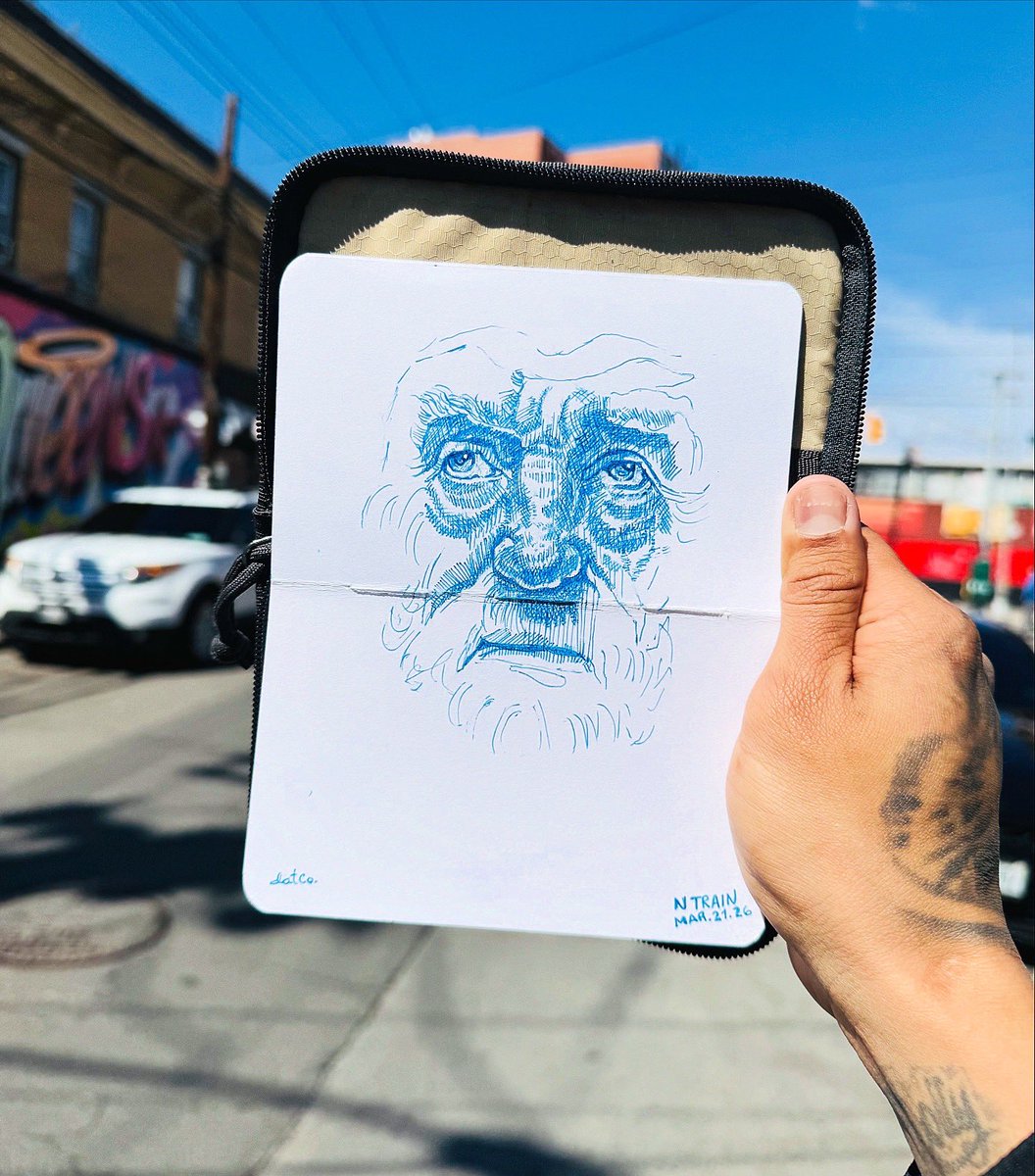 datCo✏️ tweet media