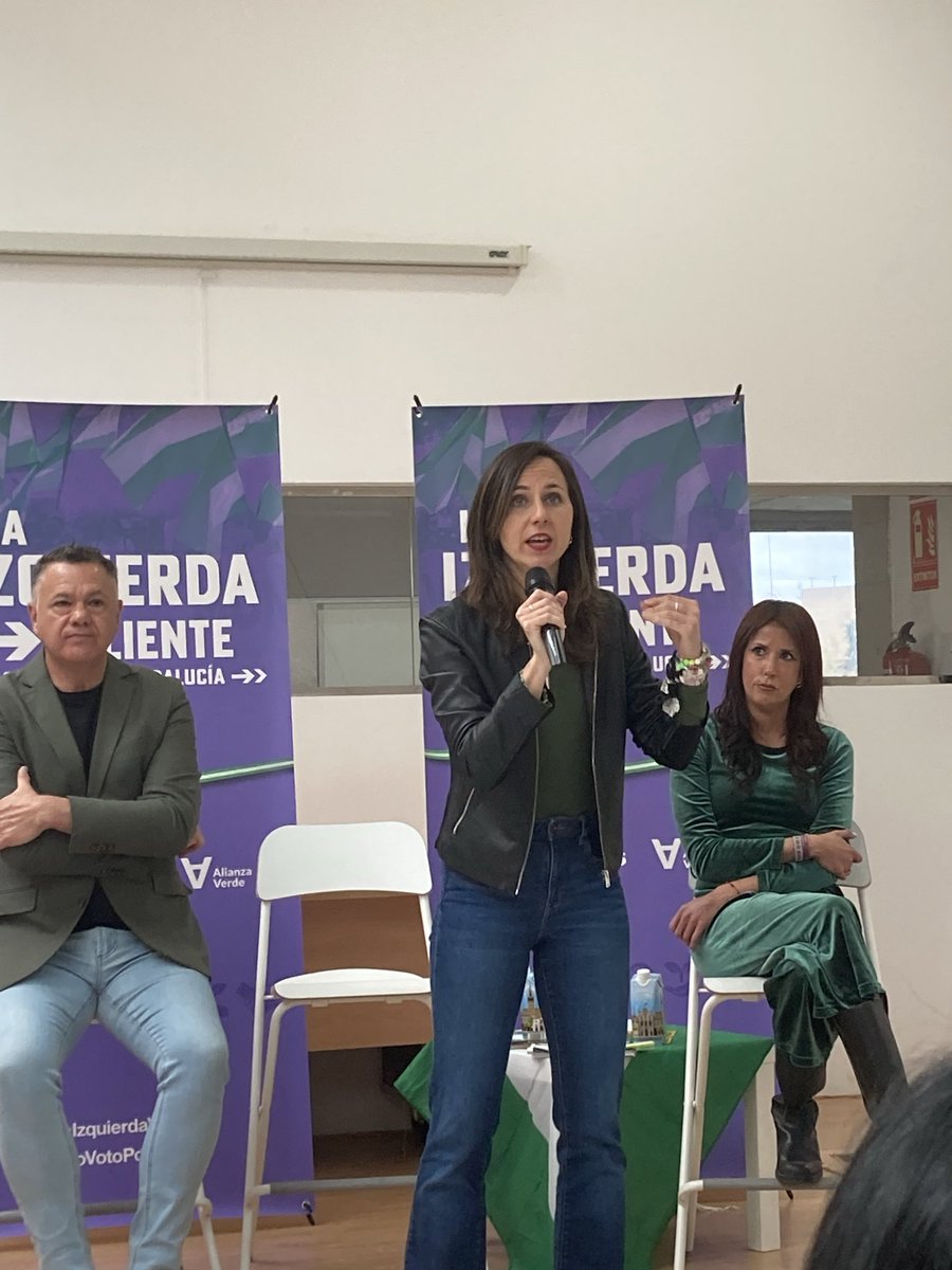 joseluaires15's tweet photo. Recuperar derechos frente a las derechas. Ambición y ganas frente a quienes quieren que nada cambie.

Vamos a poner en pie a la izquierda transformadora y de paz que necesita el pueblo andaluz. 

Con todo, @JA_DelgadoRamos ✊🏽 https://t.co/YnjEpunq2Y