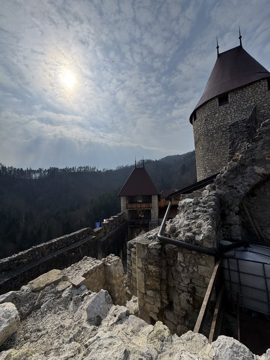 Anastasya 💙💛 tweet media