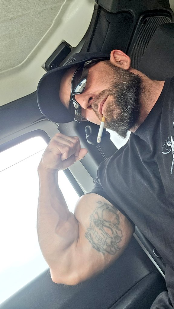 Majorrob101 tweet media