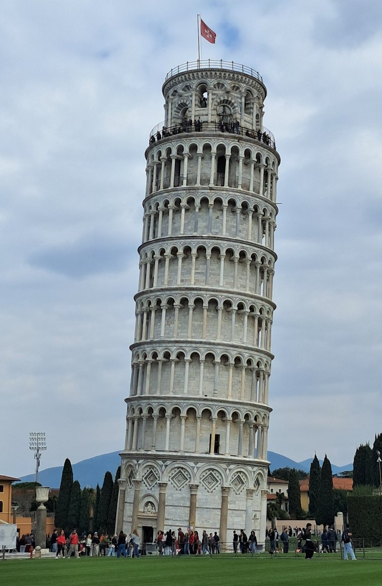 Caroline 🎭 tweet media