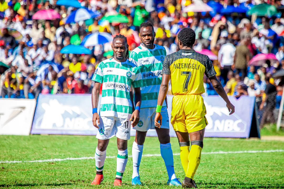 itspmshot's tweet photo. 🚨 MWENDO WA SARE SARE MAUA

Kuna namna haya matokeo yatatupa siri na mapya kuhusu Yanga.

Haji  aliongelea huu usajili, Tarimba akaamua kubold hili hili la usajili.

Ndio kikosi kinakosa wachezaji wake muhimu kutoka  na majeraha vipi sub zao?  Vipi wale waliosepa kwa mkopo? https://t.co/Z5Bzo9vEq1