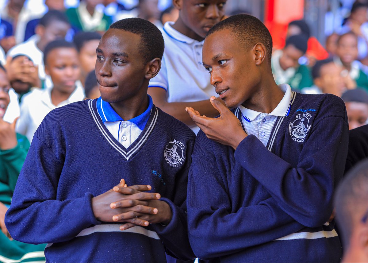 StMarysKitende tweet media