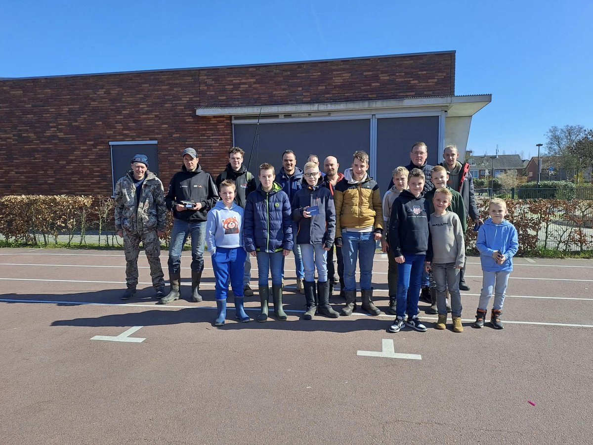 AltenaNet tweet media