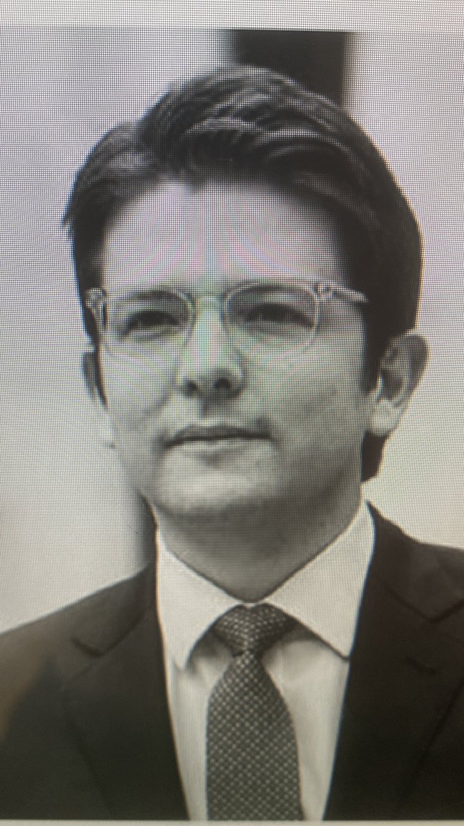 LisethBermude15's tweet photo. Uno de los gestores de paz,  ordenó el magnicidio de Miguel Uribe Turbay; se trata de Zarco Aldinever uno de los integrantes de la segunda Marquetalia, , disidente de las FARC cuyo comandante  es Luciano Marin alias IVÁN MÁRQUEZ, pérsona muy allegada de un candidato presidencial. https://t.co/EDLIbtvyog